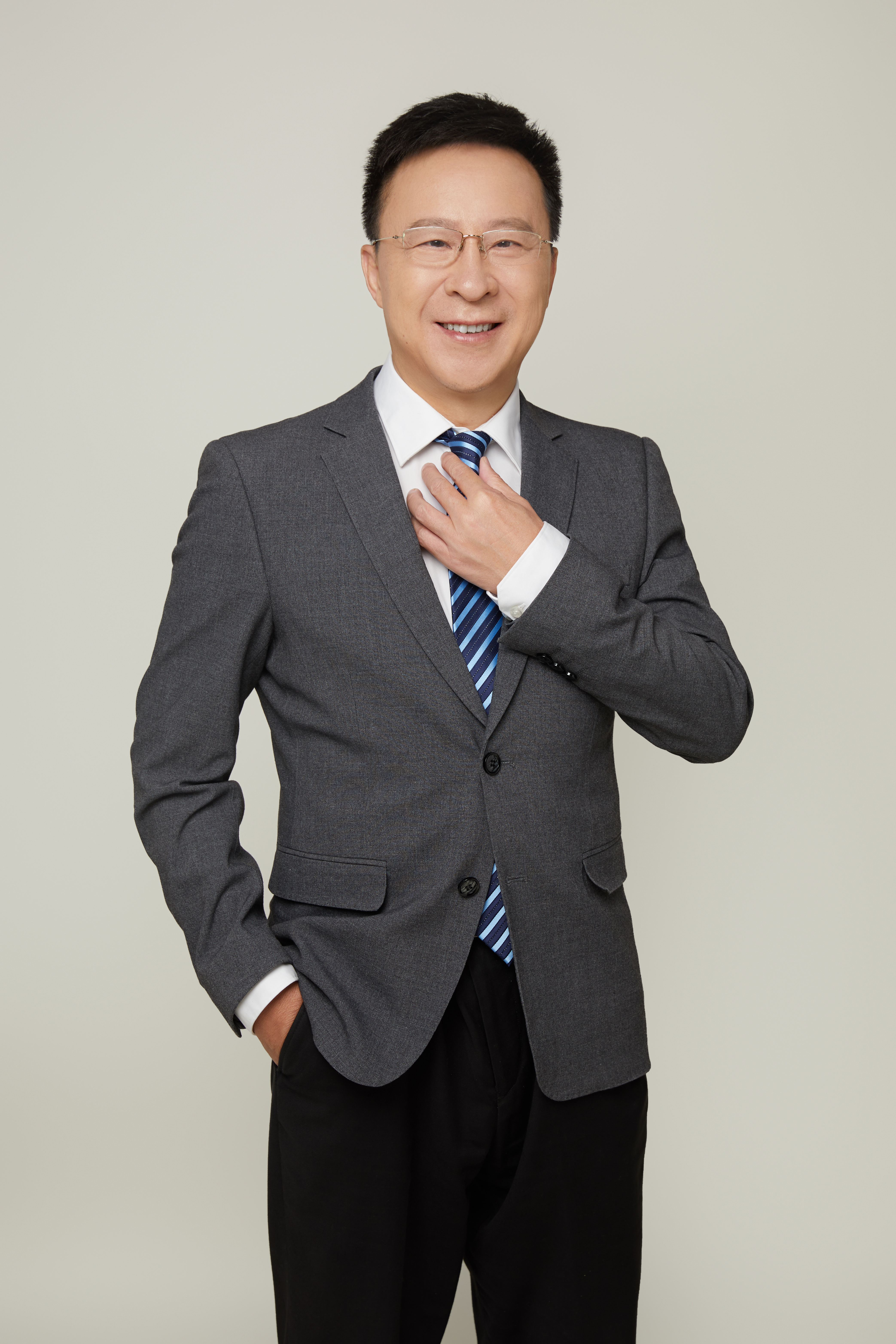 李红教授